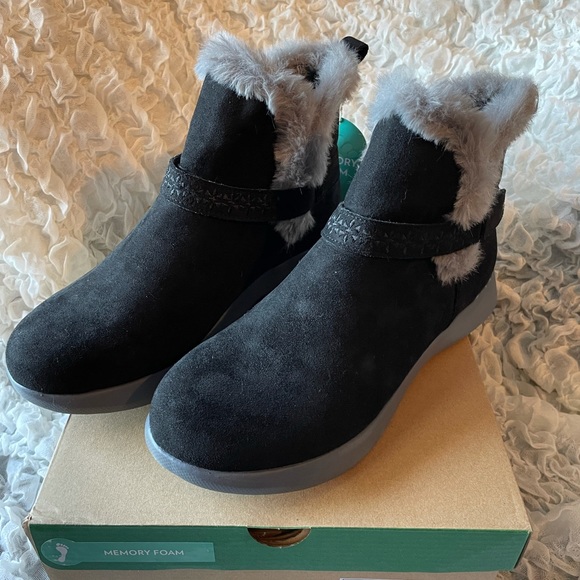 💥NWT💥 Jambu Nordic Faux Shearling Lined Ankle Boot - Picture 6 of 9